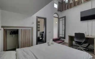 Studio 2 niveluri, terasă 11 mp, vedere spectaculoasă-Calea Victoriei - Poză 11