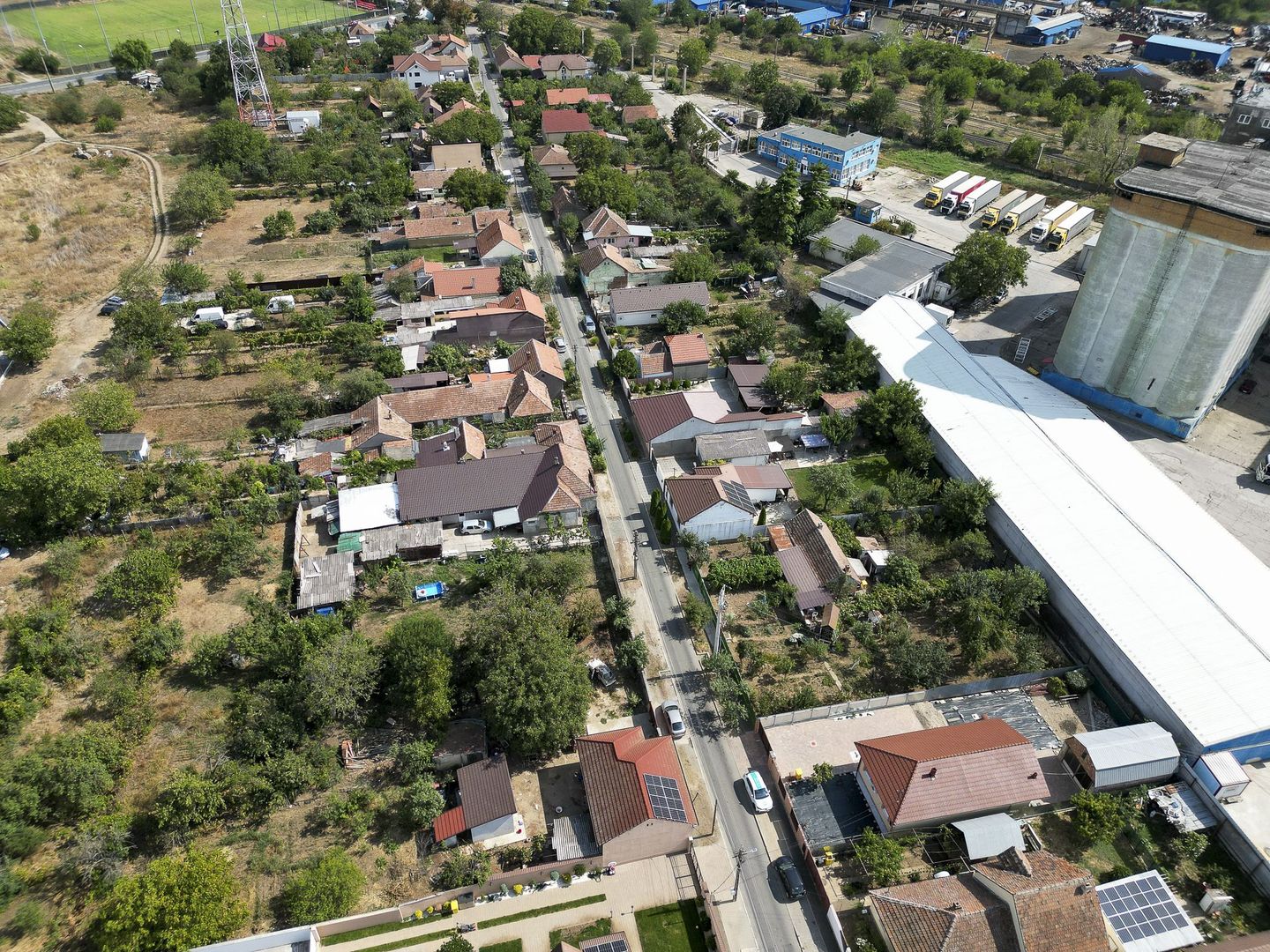 Loc de casă în Poltura Arad - Poză 21