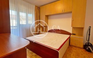 Apartament de inchiriat cu 3 camere in zona Rogerius, Oradea - Poză 1