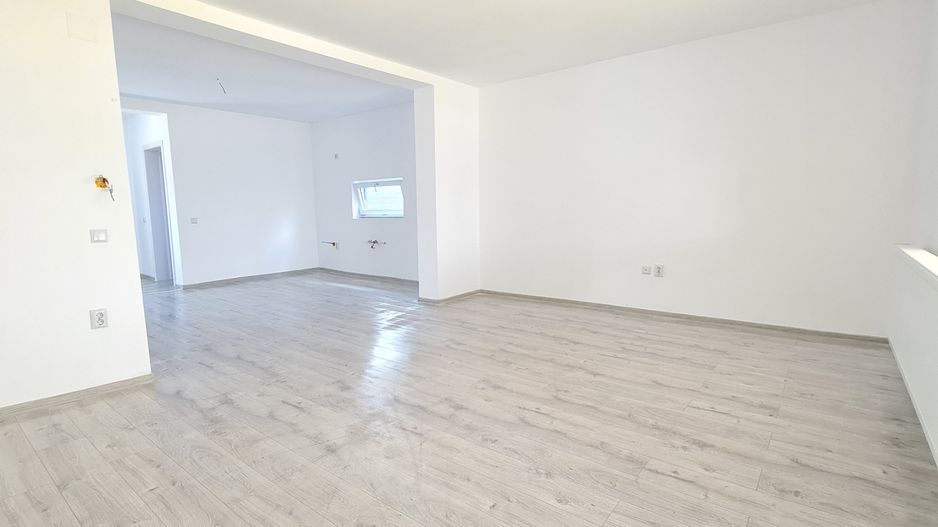 Casa finalizata intabulata in Cartier Izvor Tarlungeni Brasov - Poză 12