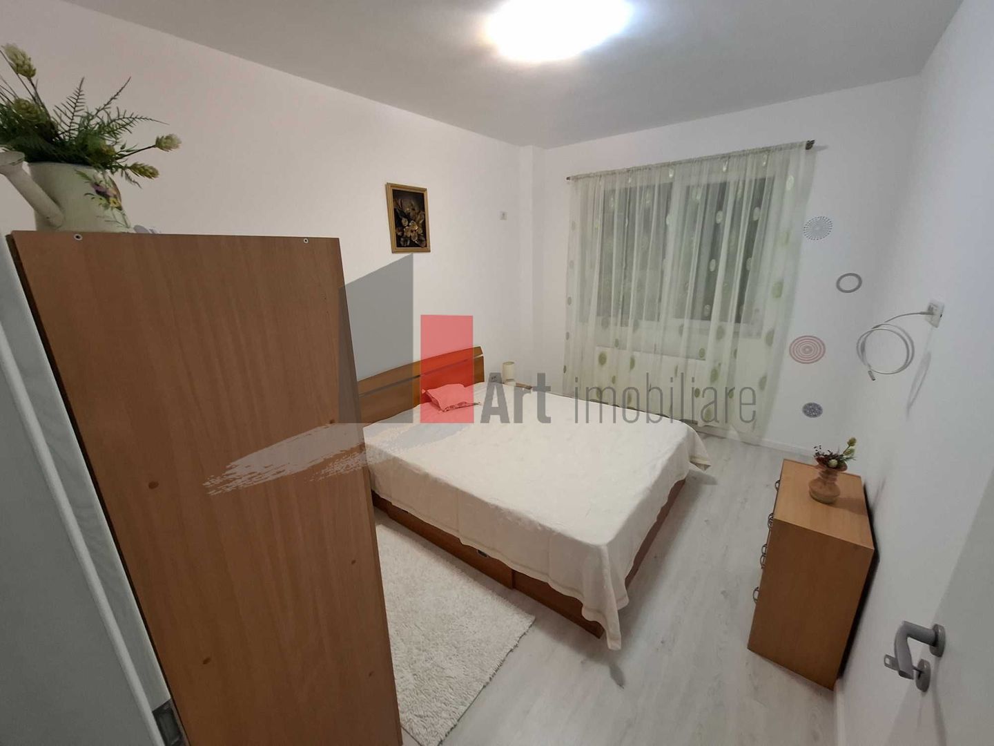 Inchiriez apartament 2 camere, bloc nou, -loc de parcare-Chiajna - Poză 3