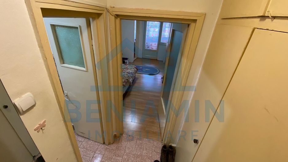 Garsonieră mobilată și utilată, etaj 1 Brazda lui Novac -Baba Novac- - Poză 2