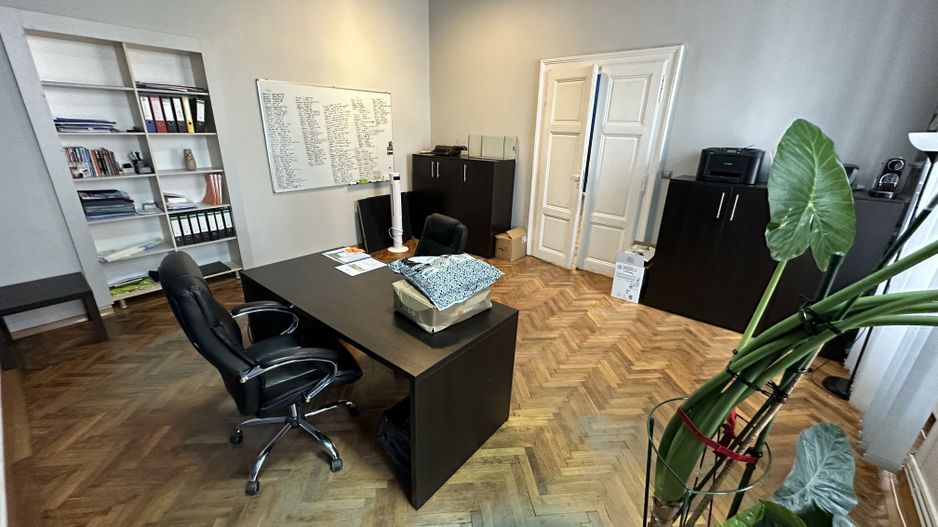 Ultracentral  format din 2 apartamente cu CF separat - Poză 2