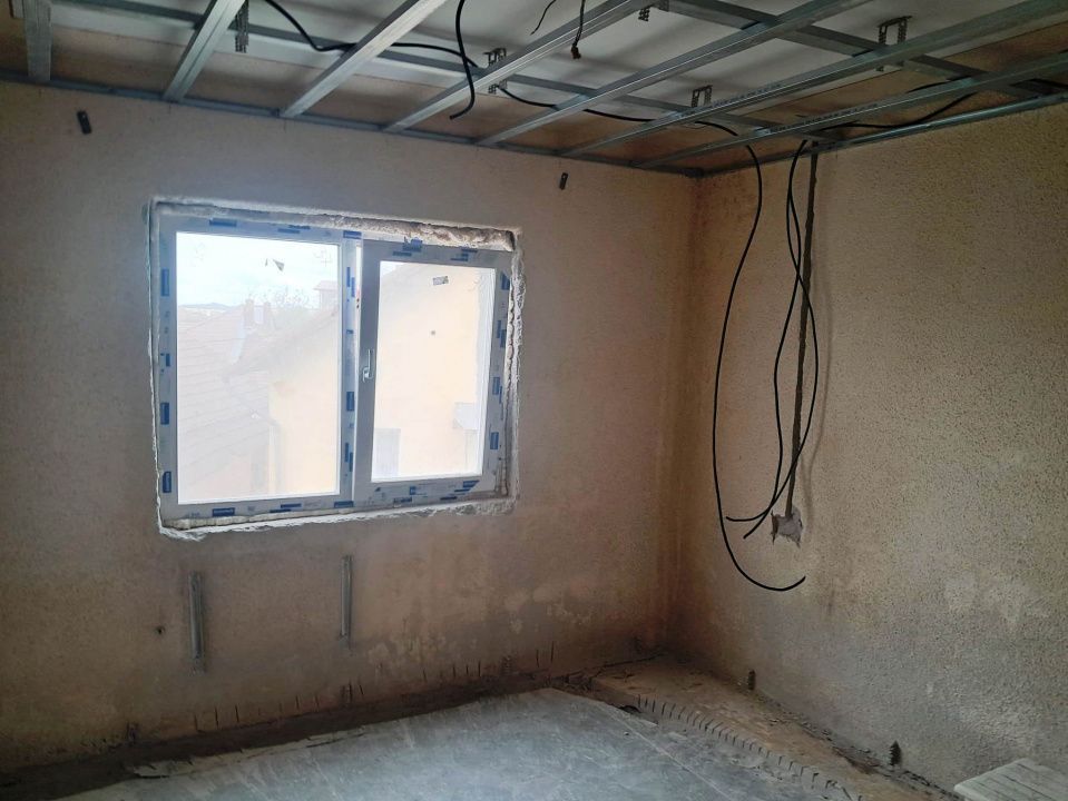 Apartament 3 camere Tg.Jiu - Poză 6