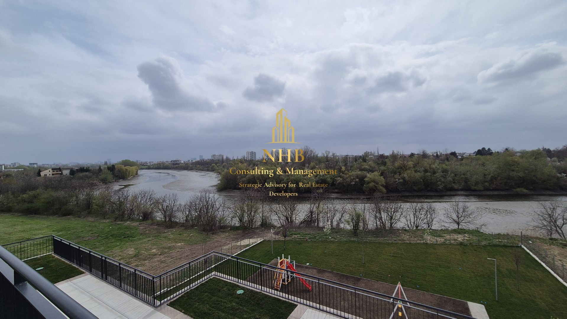 Penthouse 4 camere, 4 bai, 166 mp, terasa 145 mp - metrou Starulesti - Poză 24