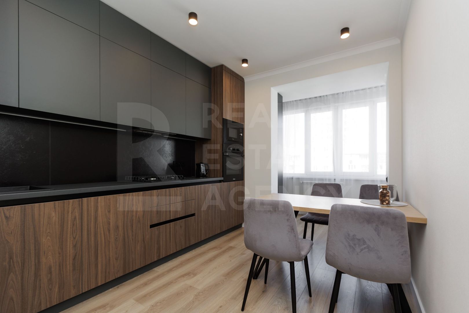 Chirie, apartament, 2 camere, strada Albişoara, Centru - Poză 3