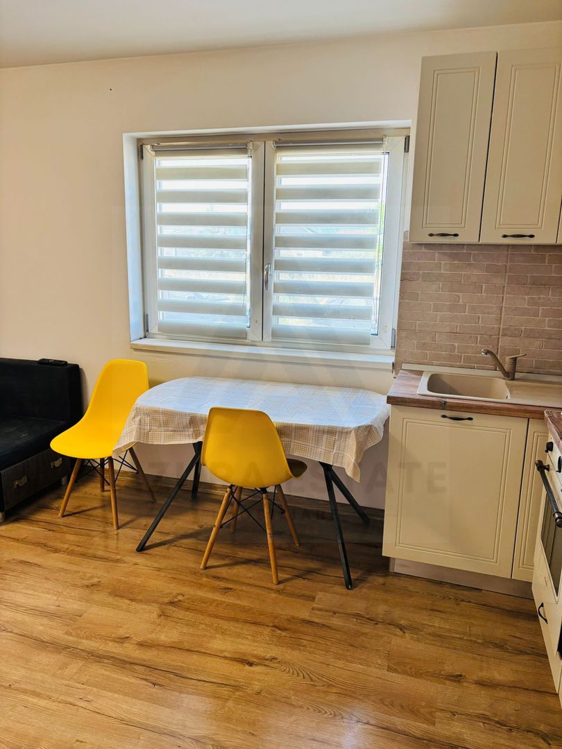 Apartament 3 camere 55 mp utili si curte 40 mp cartierul Arhitectilor - Poză 2