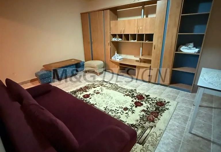 1 camera la etaj 2  zona Brincoveanu - Poză 2