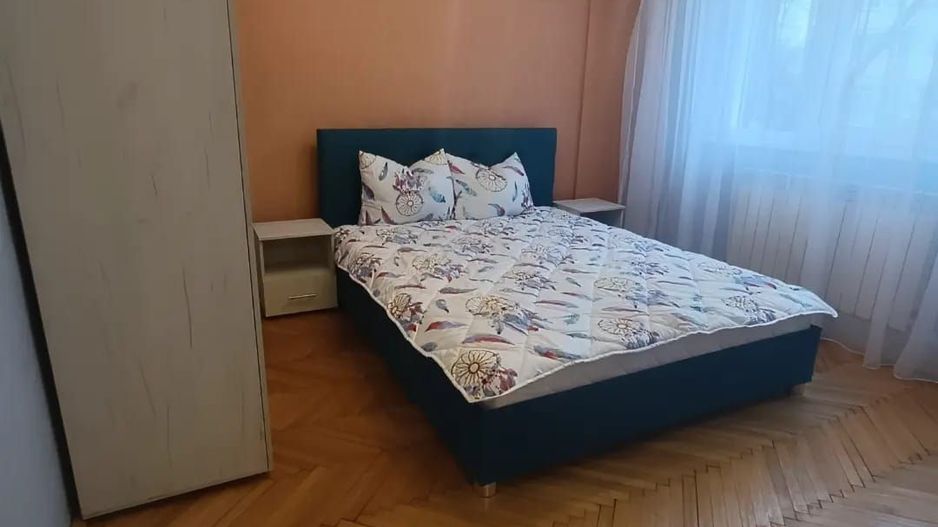 Inchiriez apartament 2 camere Tiglina 1. - Poză 2
