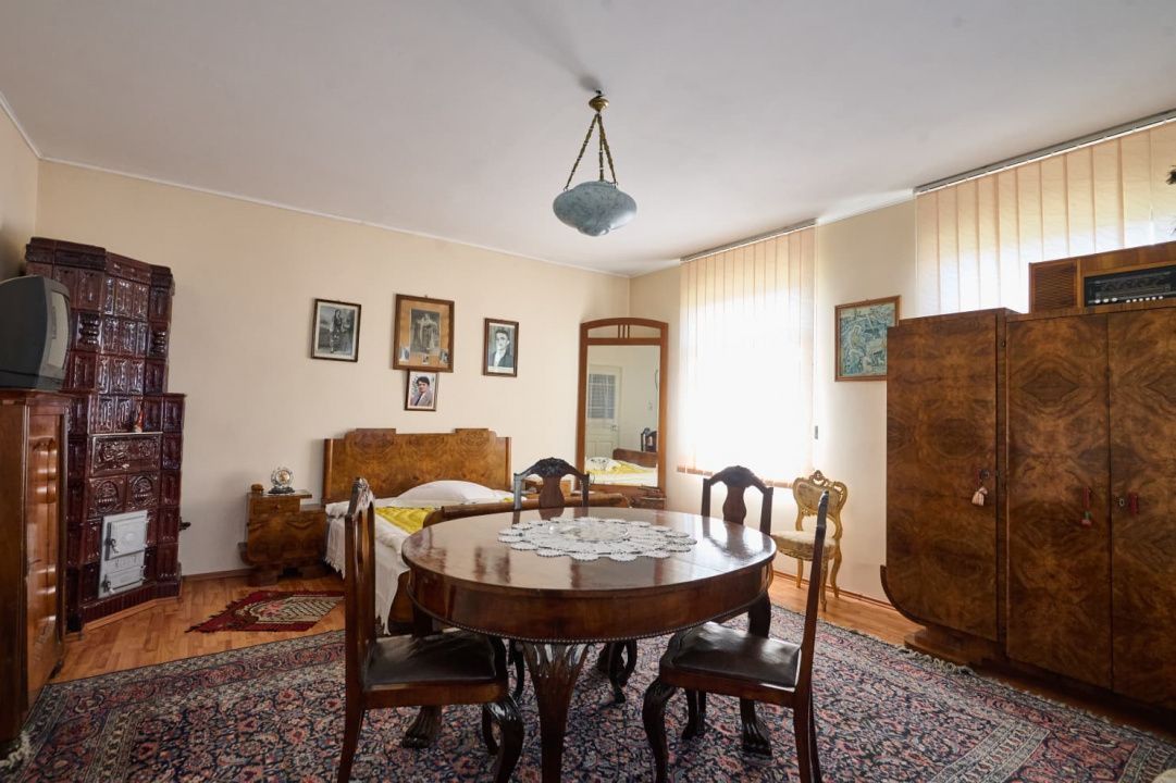 Casa Valea Mare Pravat (Campulung-Arges ) - farmec interbelic - Poză 5