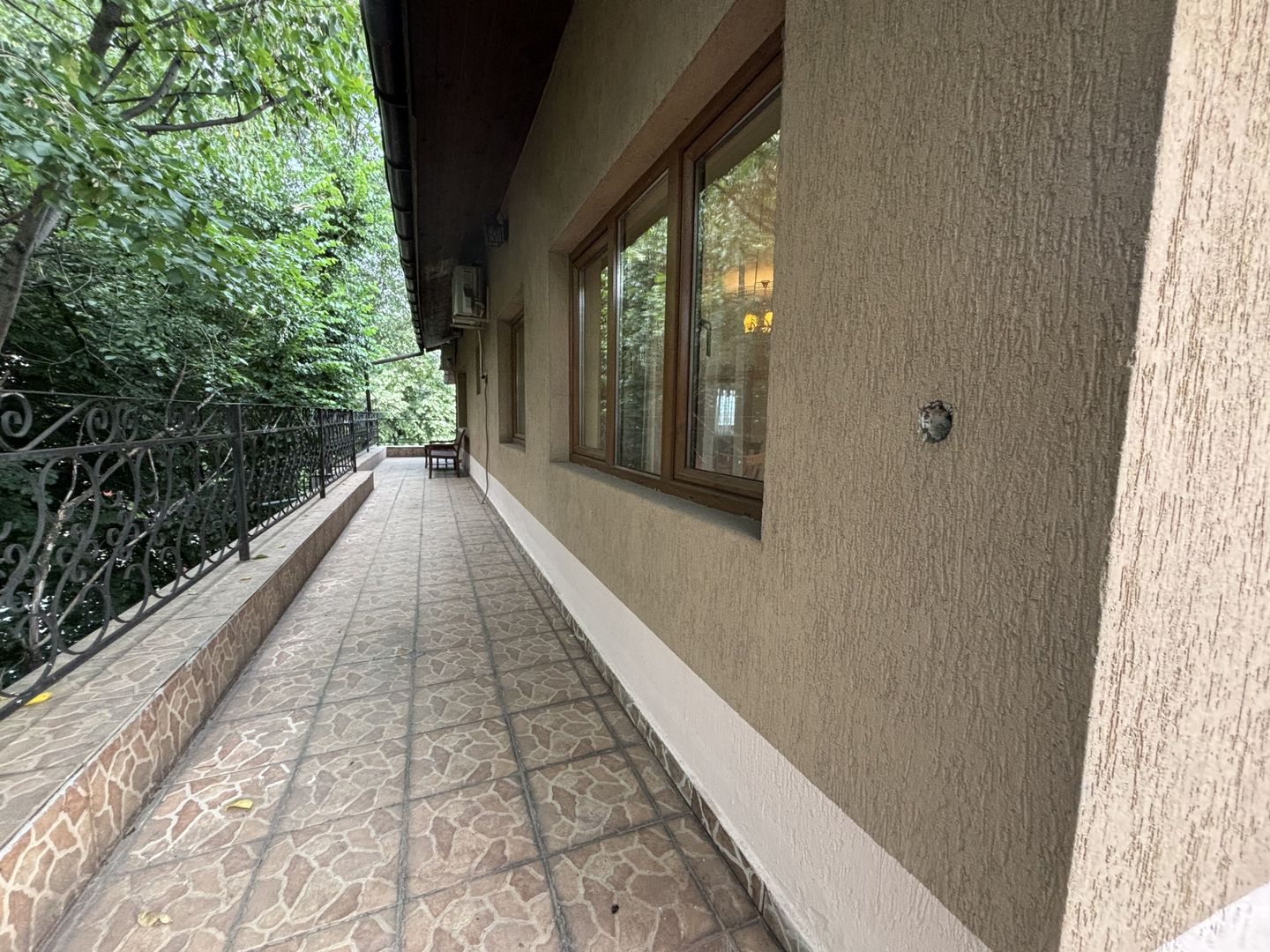 APARTAMENT 3 CAMERE | 80MP | TERASA 44MP - Poză 3