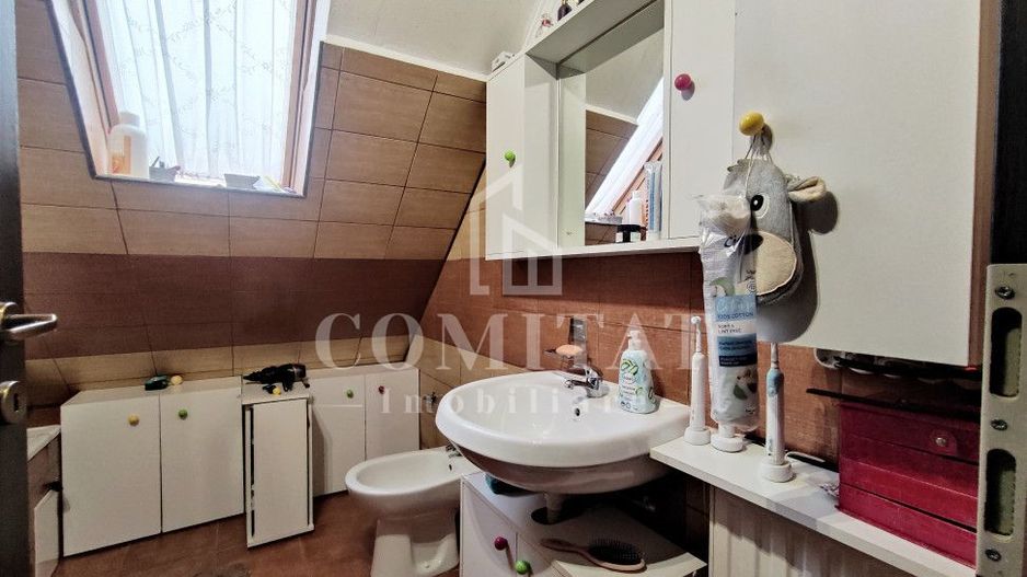 Apartament de vanzare | La parterul unei case finisat | Floresti - Poză 8