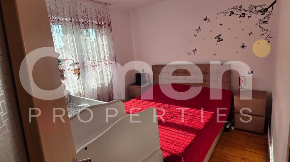 Apartament cu 3 camere, etaj intermediar, cu garaj, zona Spital Judetean - Poză 4