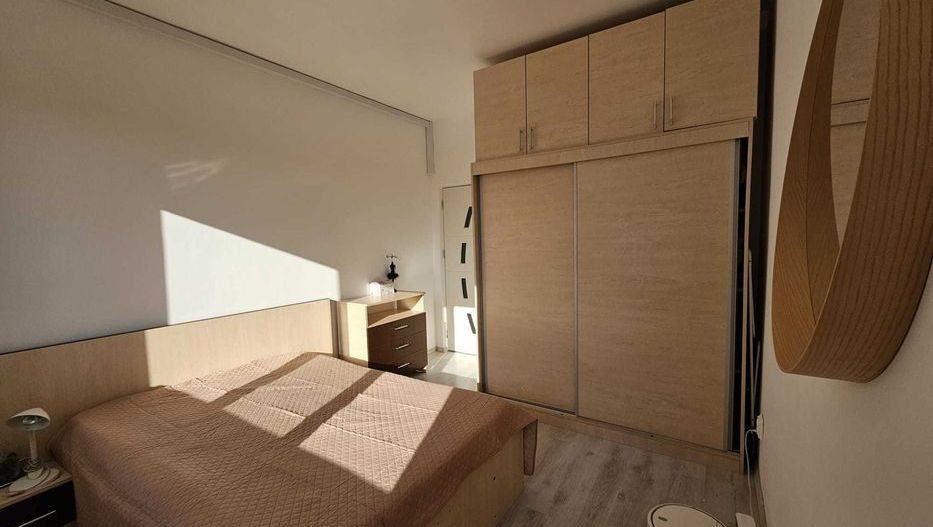 Apartament Decomandat cu Balcon – Mobilat, Utilat, Metrou & Parcul Liniei - Poză 6