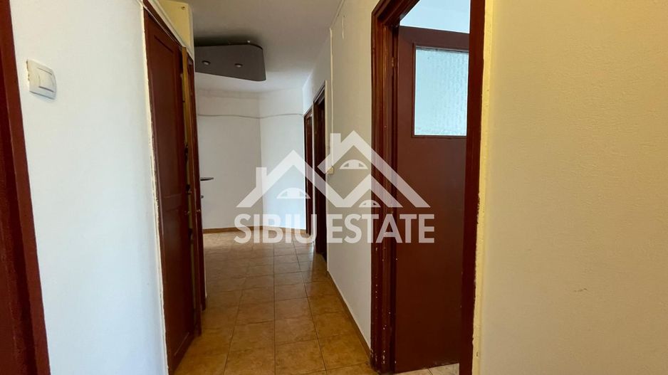 Apartament 2 camere decomandat – 54 mp – Etaj 3 – Terezian, Sibiu - Poză 11