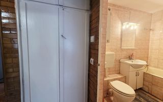 Apartament central 3 camere de închiriat - Poză 22