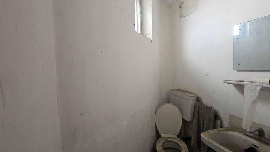 Spatiu comercial / Atelier creatie – 50 mp, parter + etaj – 39.000€ – - Poză 4