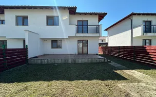Intrarea in Sanpetru / Cartier Privat / Credit - Poză 25