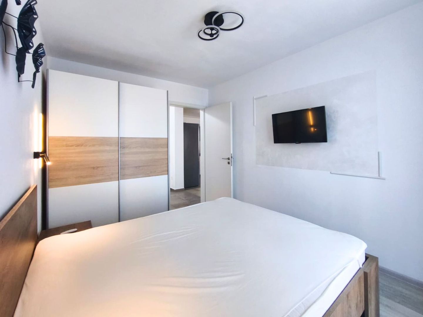 Studio Elegant în Kasper Coresi Balcon  Parcare  Boxă - Poză 13