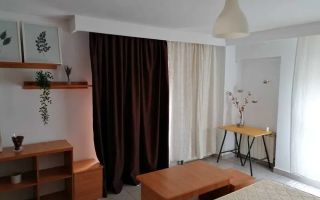 Piata Unirii, Bd. Corneliu Coposu, Piata Sf. Vineri, garsoniera - Poză 1