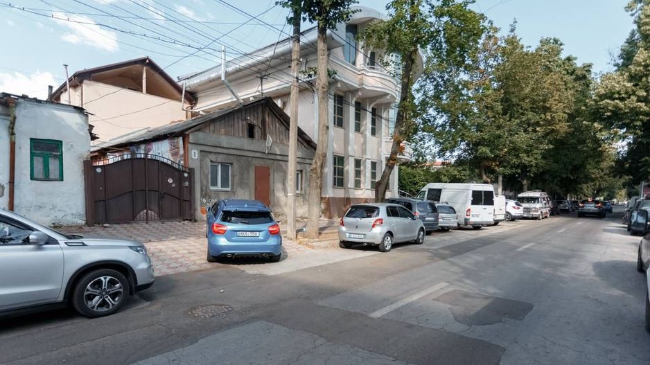 Teren pentru construcții 6.73 ari cu 2 construcții Centru, Chișinău - Poză 18