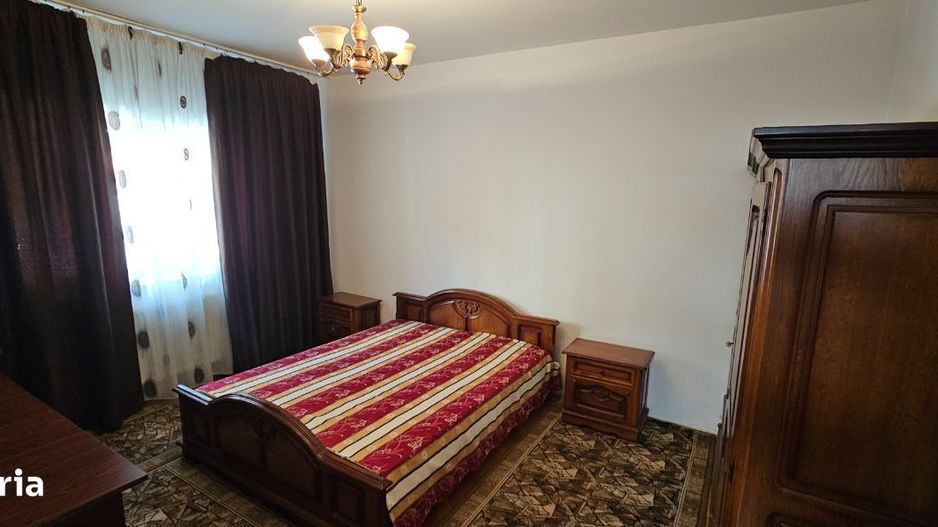 Vila P+1 Piața Muncii , strada Orzari, apartament cu 3 camere la Parer - Poză 11