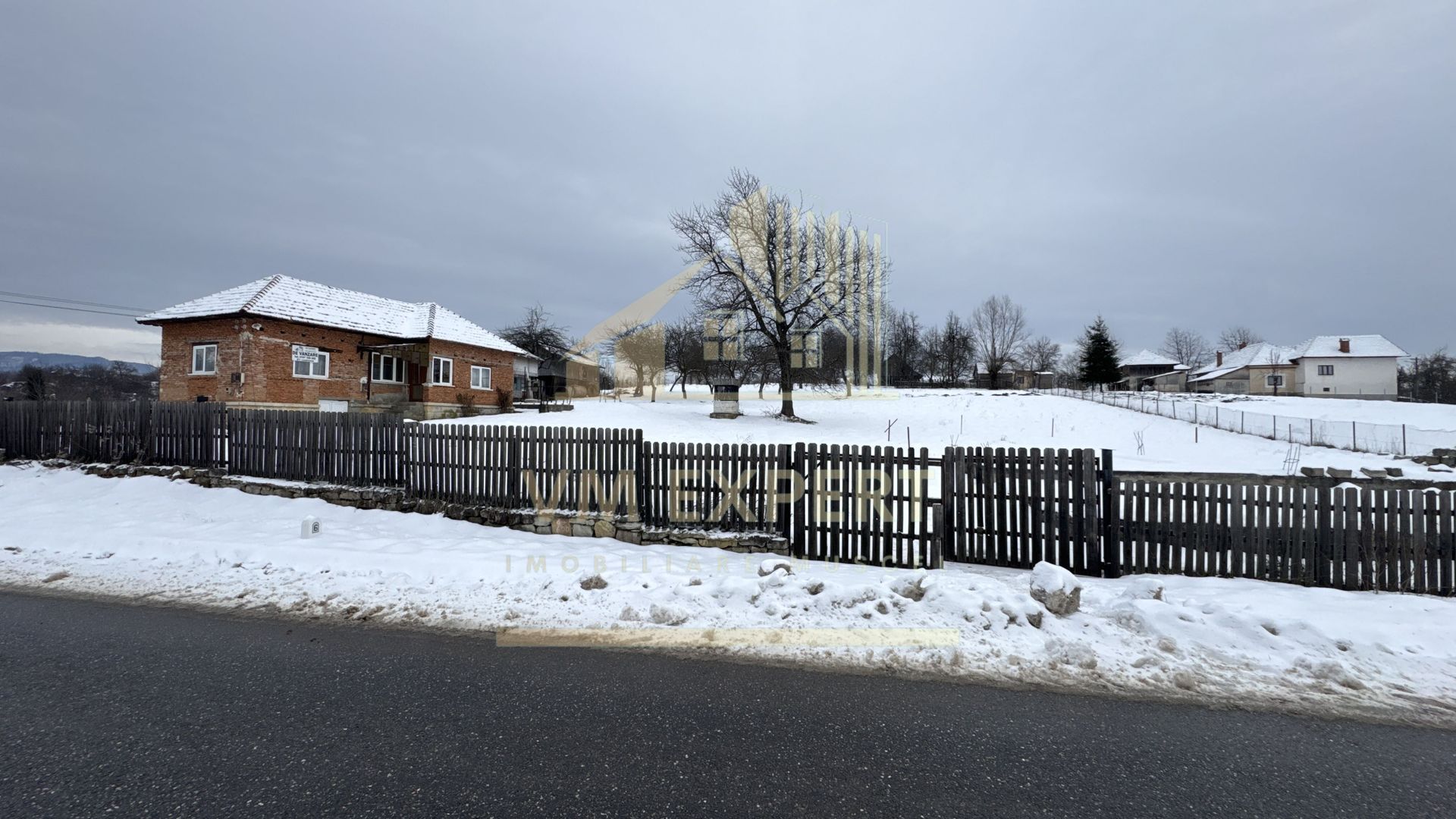 CASĂ 4 CAMERE TEREN 3038 MP ALBEȘTII  DE MUSCEL - Poză 24