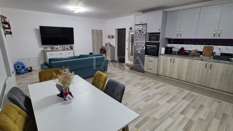 Apartament 2 Camere Zona Terra. - Poză 2