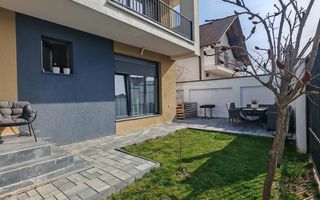 Apartament modern cu curte proprie – ideal pentru familie, zona Brana - Poză 1