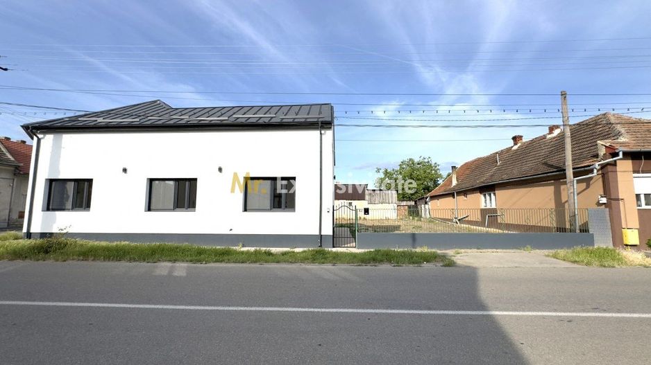 Inchiriere Casă 3 camere 154 mp, Teren 630 mp - Str. T. Vladimirescu - Carei - Poză 4