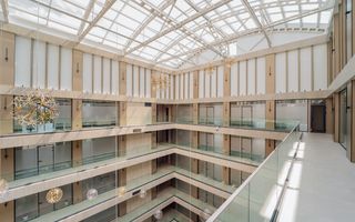 SPRE CHIRIE SPAȚIU COMERCIAL PENTRU BIROU | OFICIU 150 m2 Premium Location Bussines | Chișinău ,Centru ,Str.Bul.Ștefan Cel Mare și Sfânt , 115/1 - Poză 2