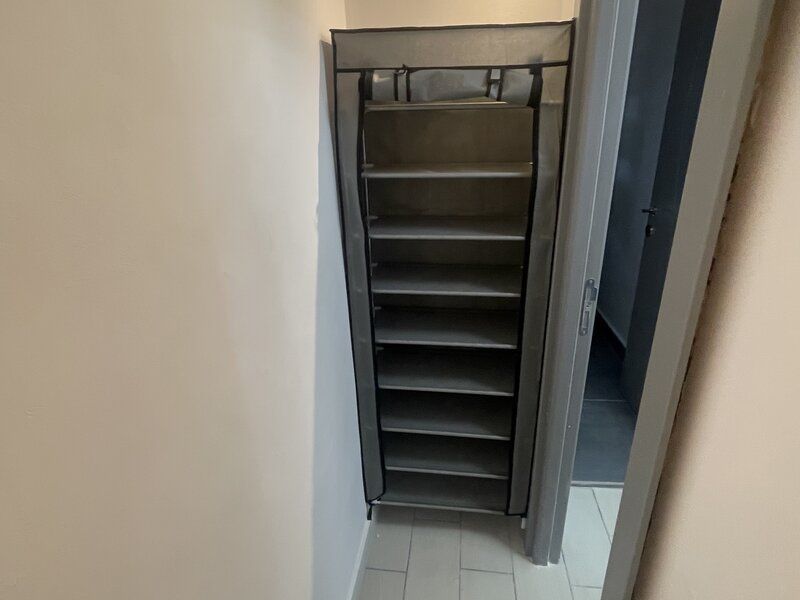 Garsoniera de inchitiat Tei aproape de Facultatea de Constructii - Poză 7