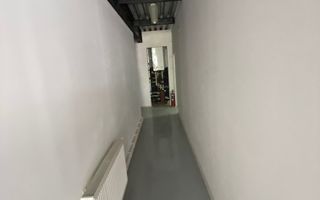 Spatiu comercial cu parcare - Poză 7