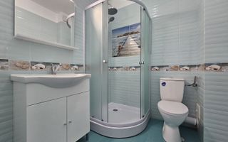 Apartament cu 4 camere si scara interioara de vanzare, Lipoveni - Poză 4