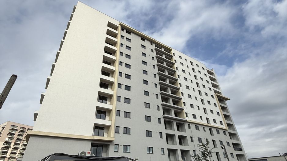 AP. 2 CAM. / AUCHAN TITAN / COMISION 0! - Poză 1