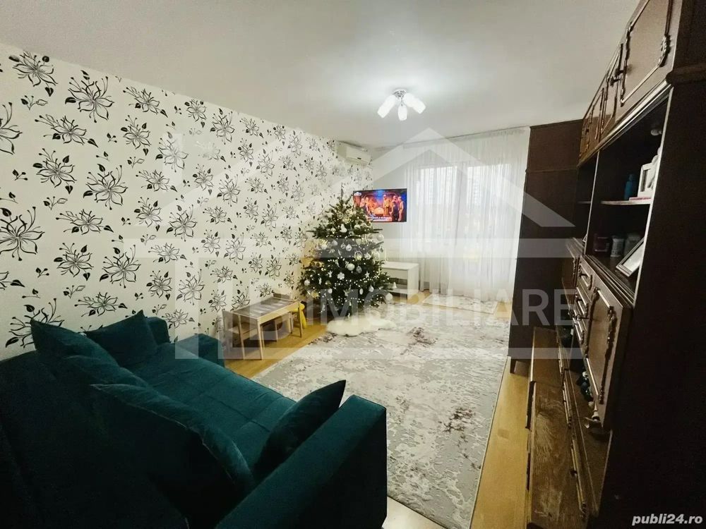 Vând apartament 2 camere   Unirii, 52 m , centrală, izolat - Poză 2