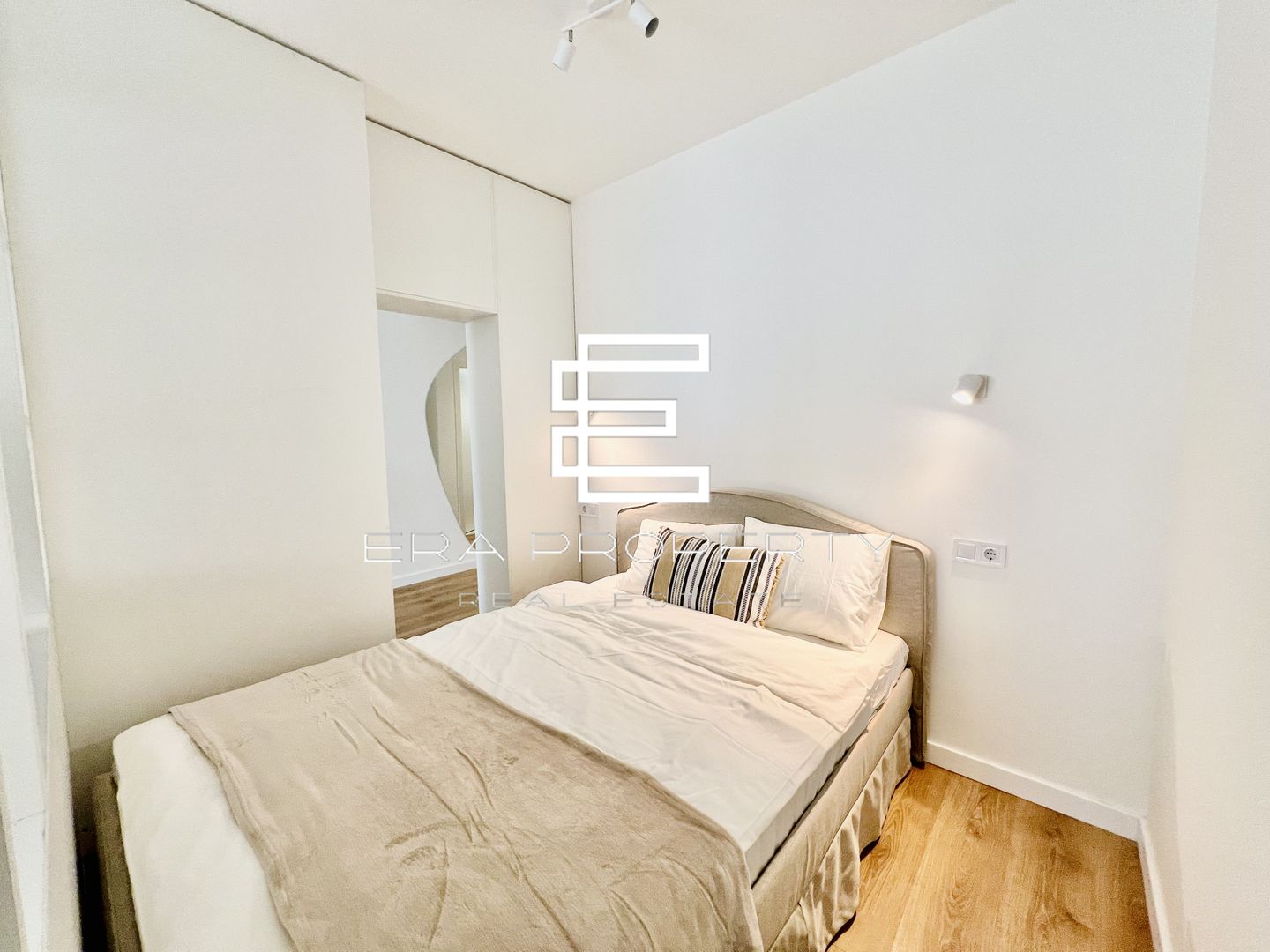 Apartament  1 camera 38  mp, zona Aeroport Sibiu - Poză 7