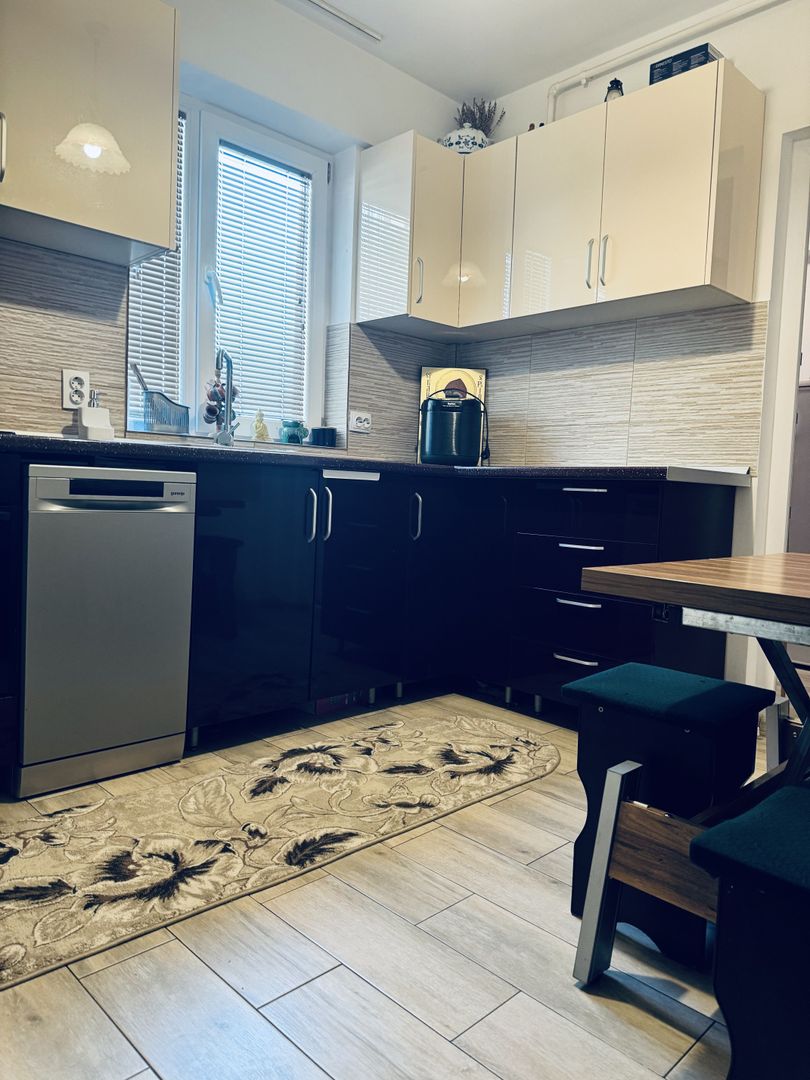 Apartament 2 camere Mobilat Utilat Loc de parcare - Poză 3