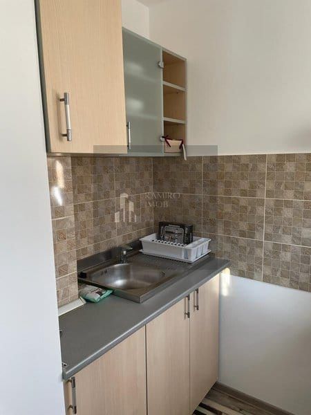 Garsoniera renovata 20mp etaj 4 - Bd. Obregia - metrou Piata Sudului - Poză 4
