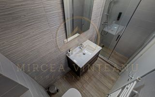 Mamaia - Apartament de 3 camere cu vedere la lac si mare. - Poză 18