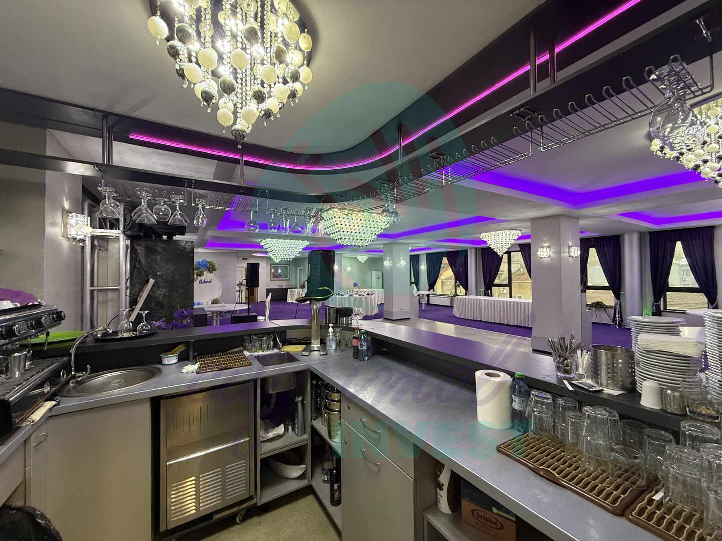 Spatiu comercial pentru mai multe domenii de activitate - Poză 10