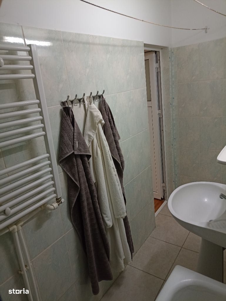 Galați 2 camere Maz 1,  renovat, izolat termic 4/11 - Poză 14