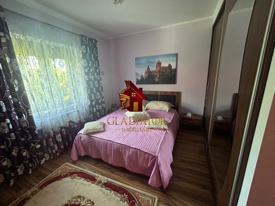 Vila impresionanta Husi + 2835 mp teren, P+1+M, constructie deosebita - Poză 5