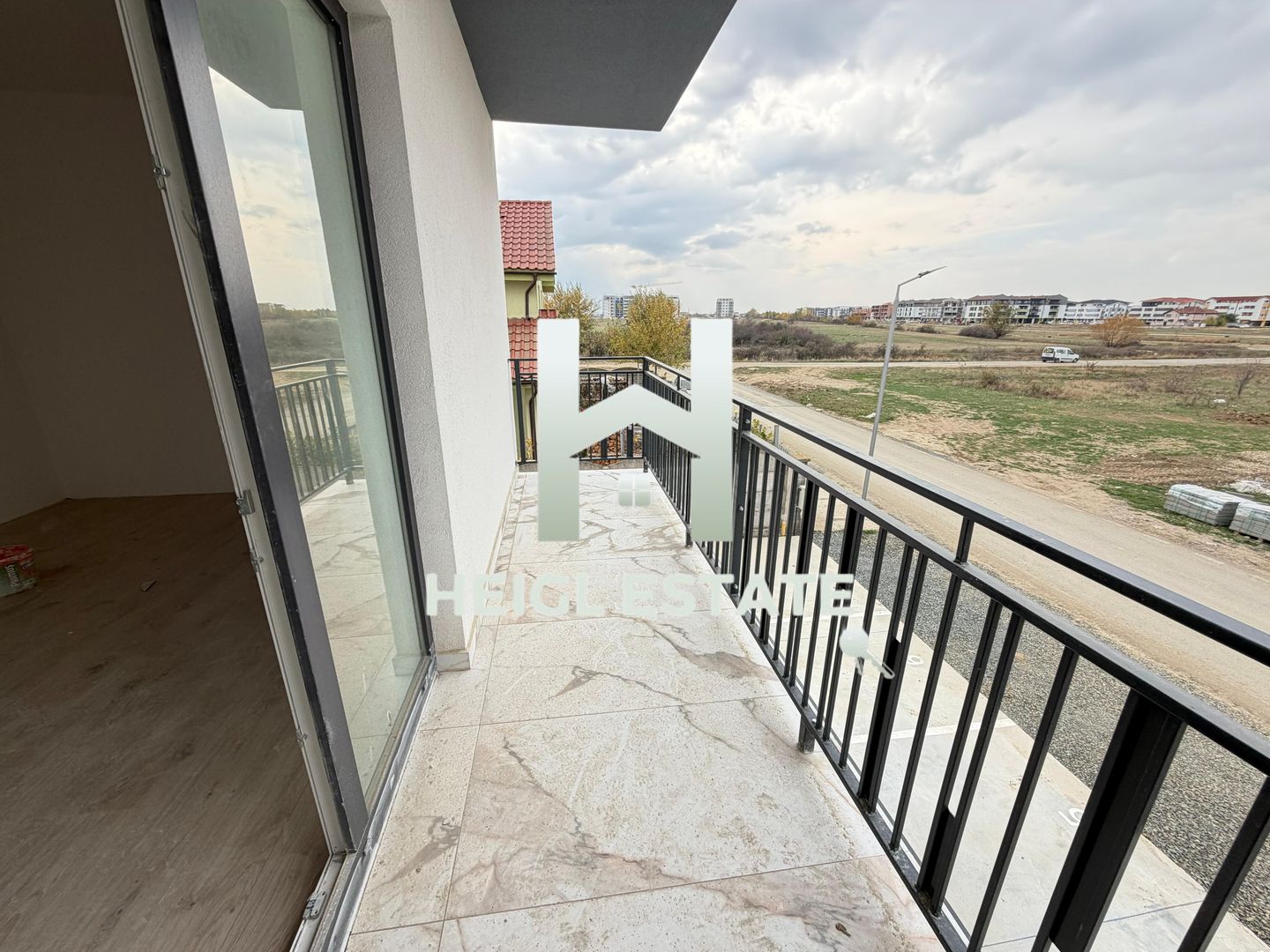 Apartament finalizat cu 2 camere si 2 balcoane in zona  Braytim - Poză 8