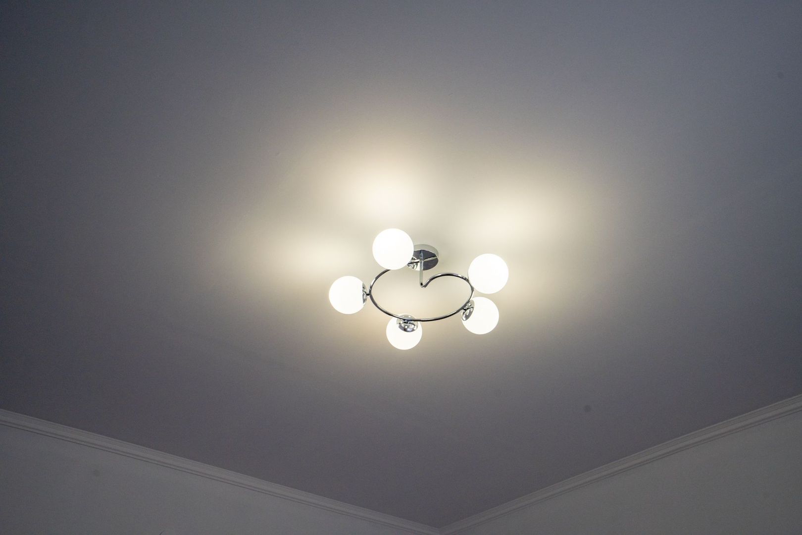 Apartament cu 2 camere, casă la curte comună – Central, Oradea - Poză 7
