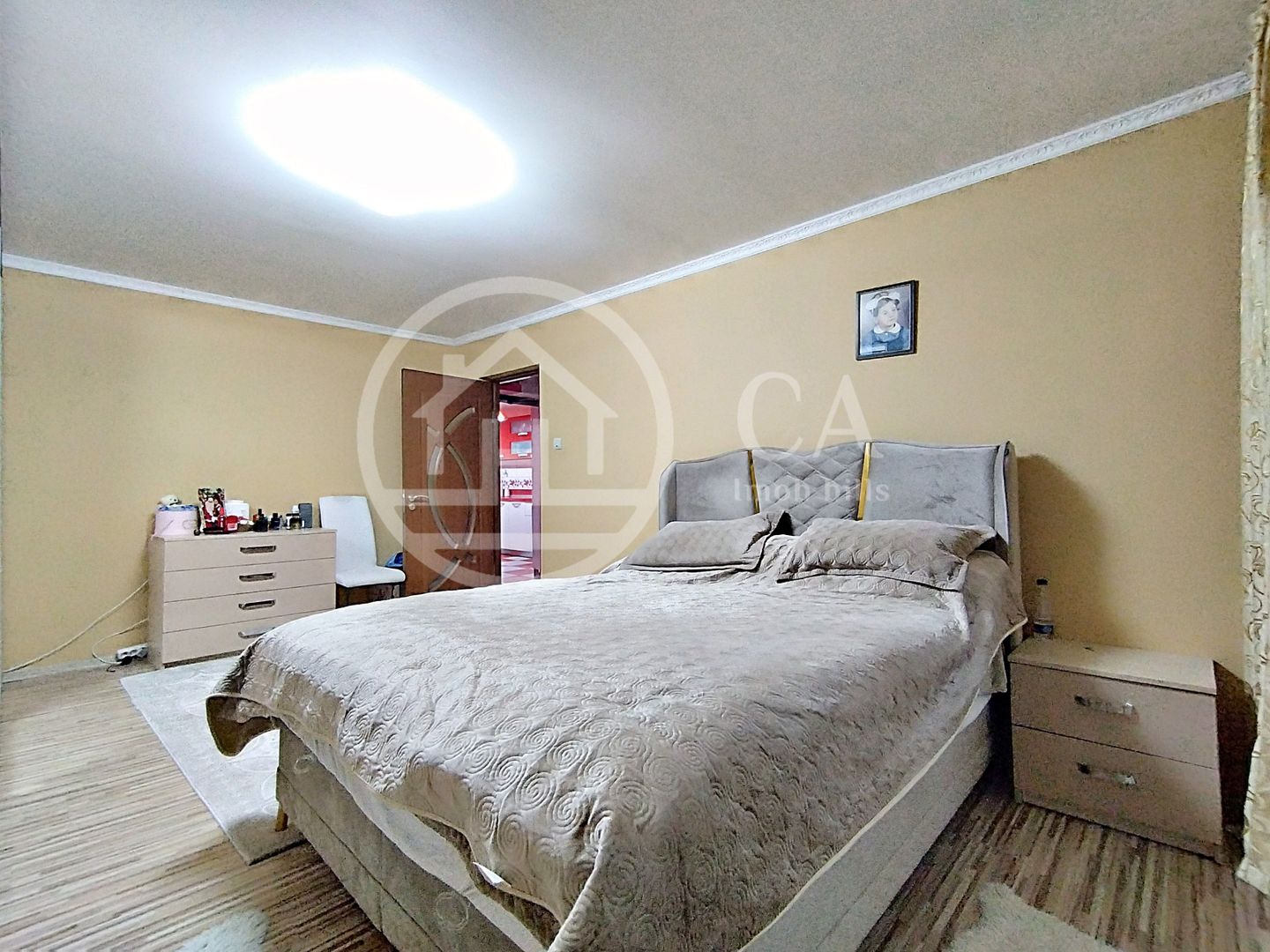 Apartament cu 2 camere de vanzare in zona Nufarul, Oradea - Poză 1