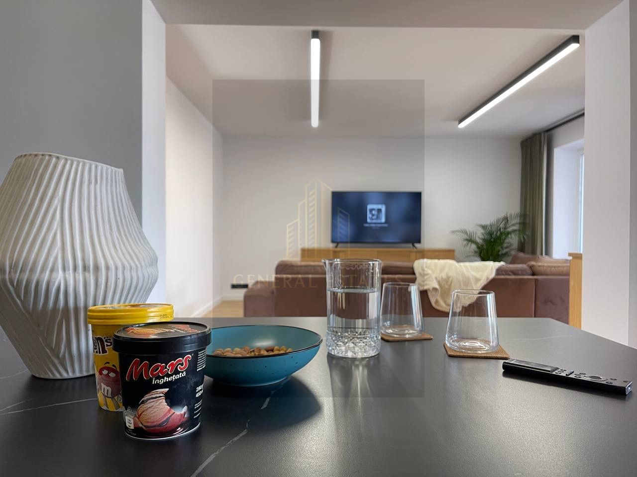 Casă cu design modern & suflet autentic – 200 m² de confort și rafinam - Poză 16