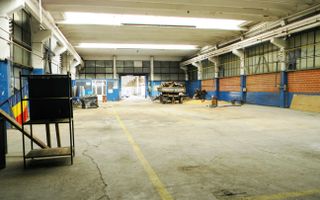 Hala industriala in zona Tractorul - Poză 2