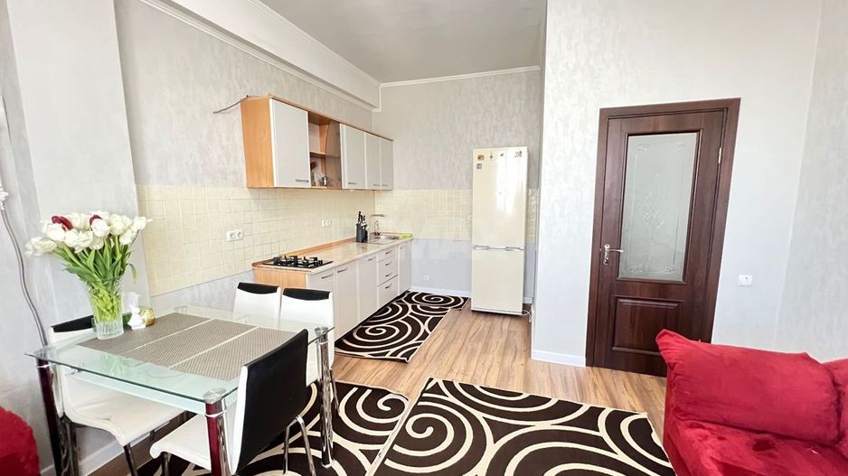 Vinzare apartament cu 1 camera bd.Traian 22 - Poză 3