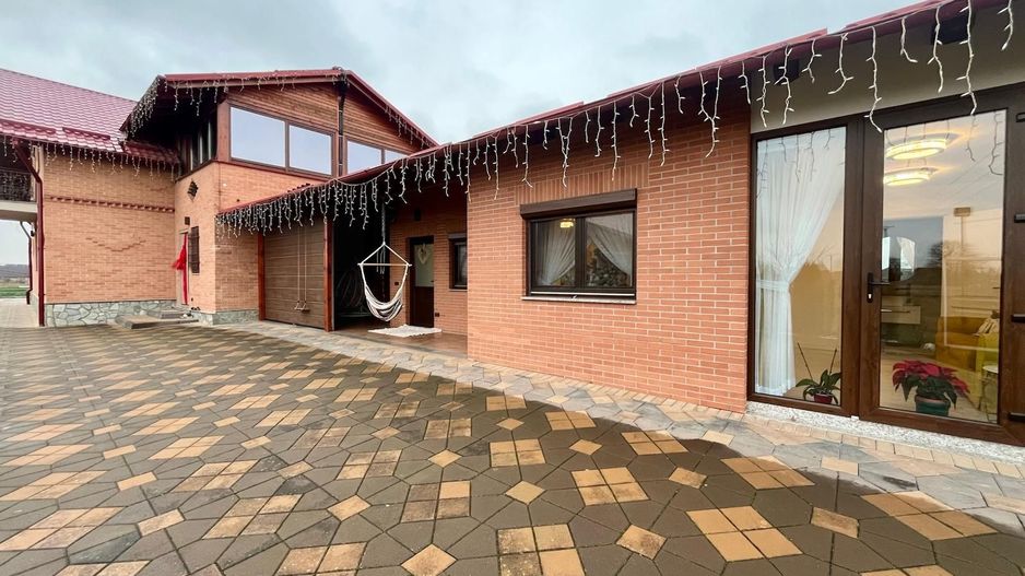 CASA COMPLET UTILATA SI MOBILATA MODERN CU GRADINA | 1100 MP |MARGINEA - Poză 51